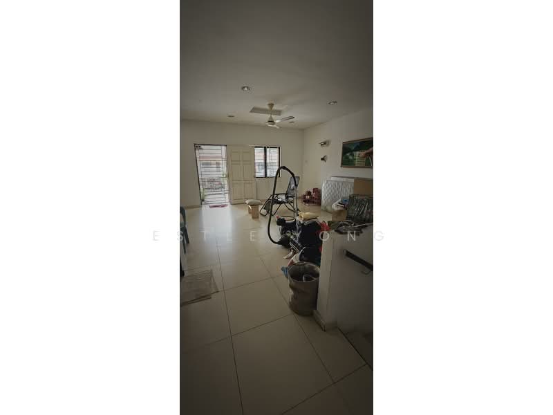 Terraced House for Rent in Petaling Jaya (Selangor) - Estee Yong - Living Room - PropertyGuru.com.my