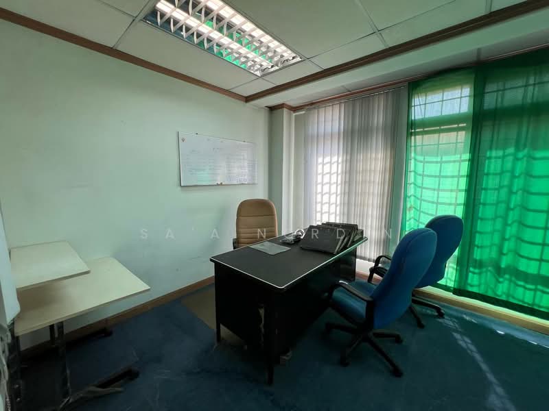 Shop / Office for Sale in Seksyen 13 (Shah Alam) - Sa'a Nordin - Study - PropertyGuru.com.my