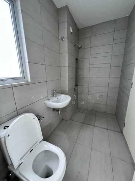 Terraced House for Sale in Kota Emerald (Rawang) - Katherine Leong - Bathroom - PropertyGuru.com.my