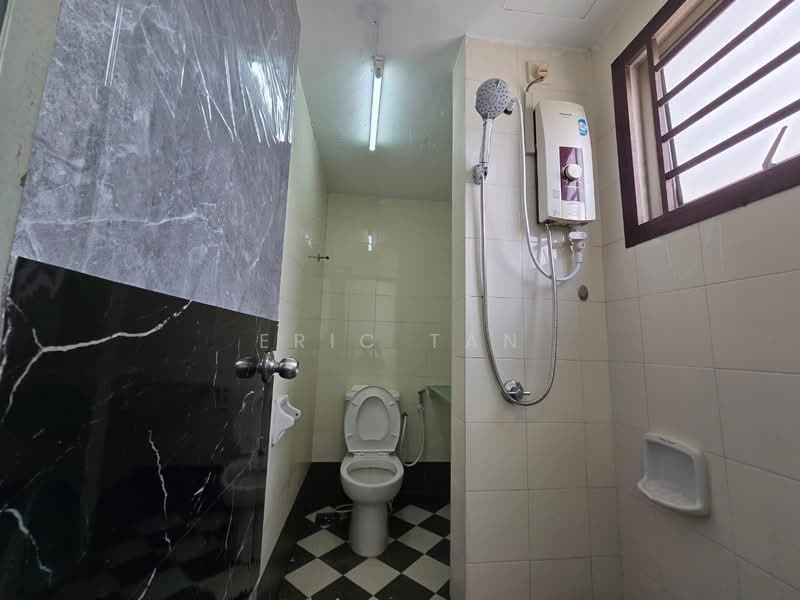 Service Residence for Rent at The Embassy (Bangunan Duta Impian) - Eric Tan - Bathroom - PropertyGuru.com.my