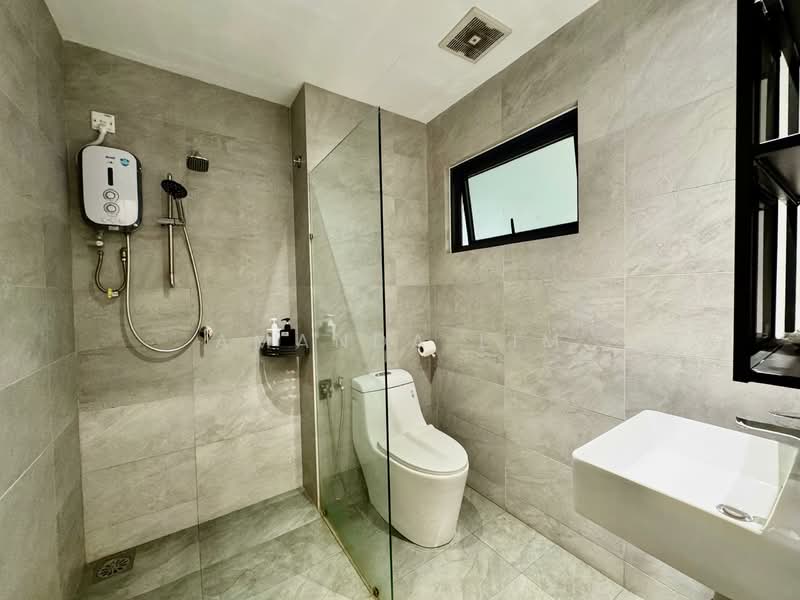 Service Residence for Rent at SUNSURIA FORUM SERVICED APARTMENT - Amanda Lim - Bathroom - PropertyGuru.com.my