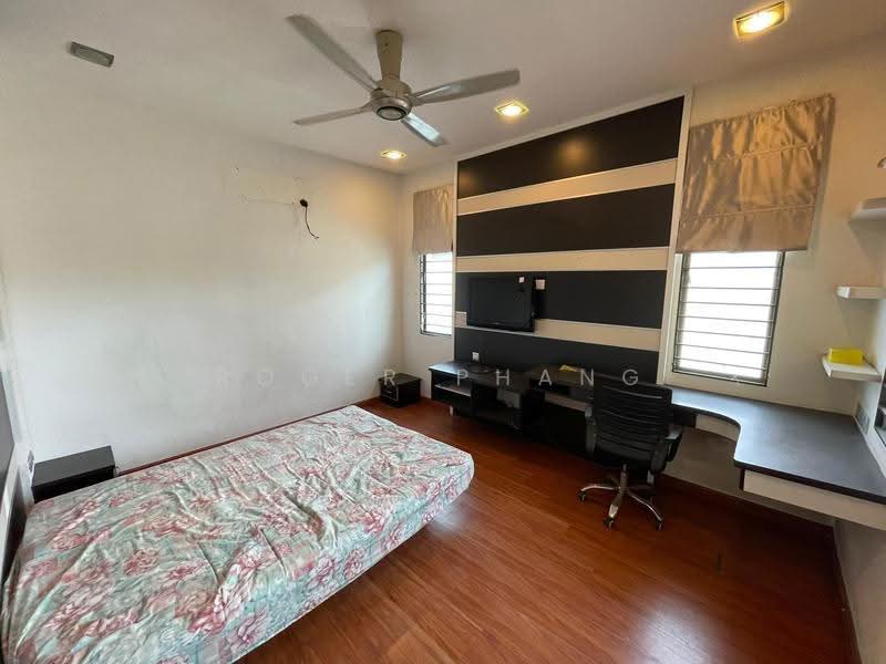 Zero-Lot Bungalow for Sale in Taman Aman Perdana (Kapar) - Roger Phang - Bedroom - PropertyGuru.com.my