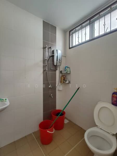 2-storey Terraced House for Sale in Taman Sri Pulai Perdana (Skudai) - Robin Teo - Bathroom - PropertyGuru.com.my