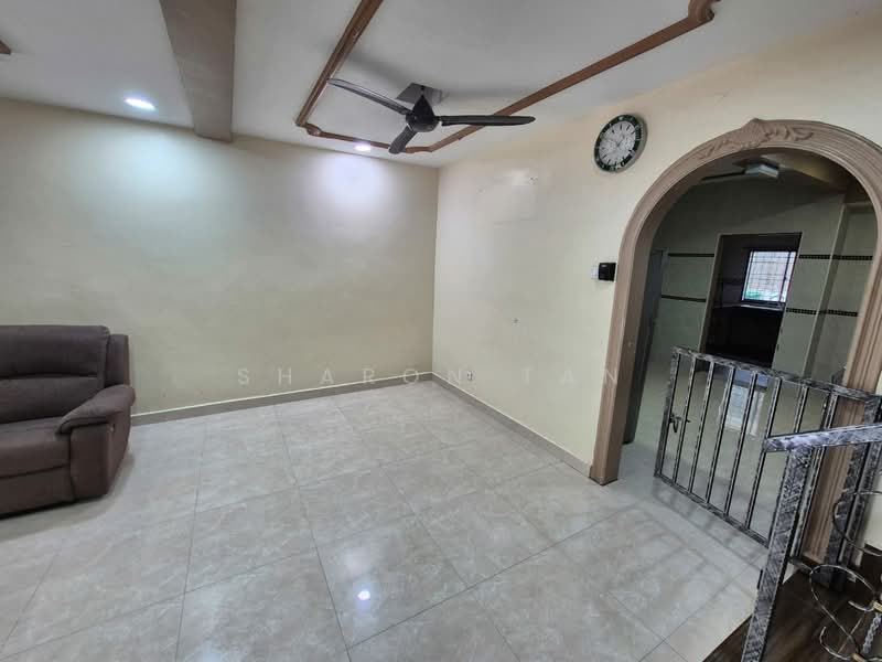 Taman Puteri Wangsa untuk Untuk Disewa - RM 2,000 /bulan, Mac 2026 - Living Room - PropertyGuru.com.my