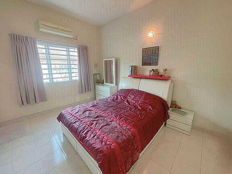 Taman Silibin Ria untuk Untuk Dijual - RM 450,000, Mac 2026 - Bedroom - PropertyGuru.com.my