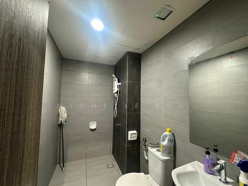 Service Residence for Rent at Lakeview Suites @ Edumetro - Michelle Boh - Bathroom - PropertyGuru.com.my