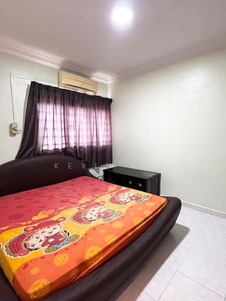 Taman Daya - Jalan Pinang 3, 4 untuk Untuk Disewa - RM 1,150 /bulan, Mac 2026 - Bedroom - PropertyGuru.com.my