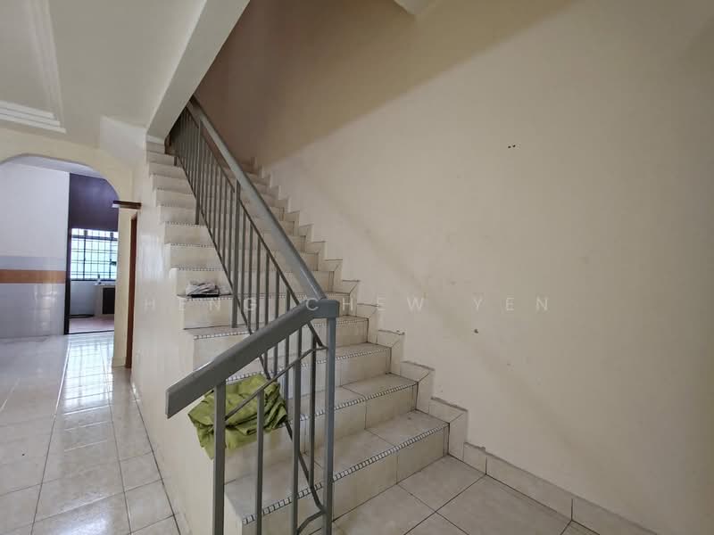 Cheapest Bestari Indah double storey for rent untuk Untuk Disewa - RM 1,500 /bulan, Mac 2026 - Interior - PropertyGuru.com.my
