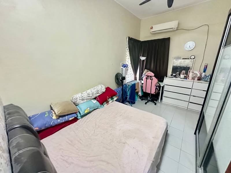 Semi-Detached House for Sale in Bandar Utama Batang Kali (Batang Kali) - Zehan Zaki - PropertyGuru.com.my