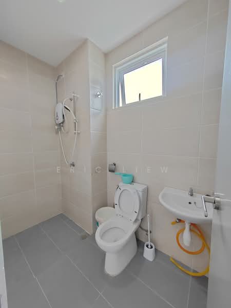Iris Residence untuk Untuk Disewa - RM 1,400 /bulan, Mac 2026 - Bathroom - PropertyGuru.com.my