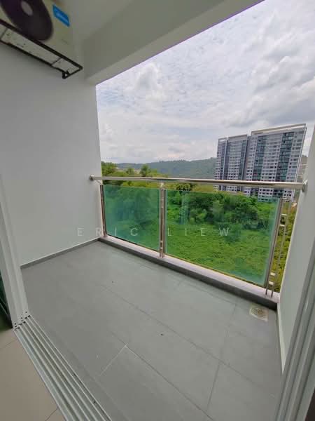 Iris Residence untuk Untuk Disewa - RM 1,400 /bulan, Mac 2026 - Balcony - PropertyGuru.com.my