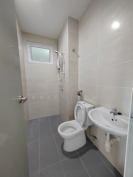 Iris Residence untuk Untuk Disewa - RM 1,400 /bulan, Mac 2026 - Bathroom - PropertyGuru.com.my