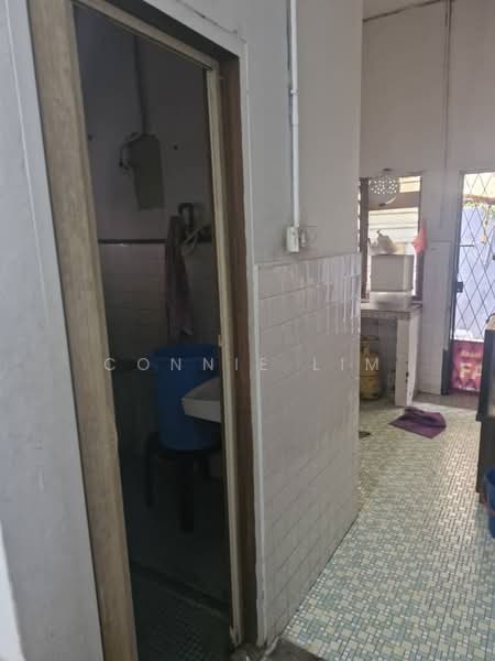 2-storey Terraced House for Sale in Jinjang Selatan (Batu) - Connie Lim - Kitchen - PropertyGuru.com.my