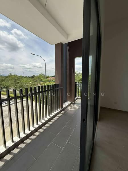 Rumah Teres 2 Tingkat untuk Dijual di Kajang (Selangor) - Zheng Chong - Balcony - PropertyGuru.com.my