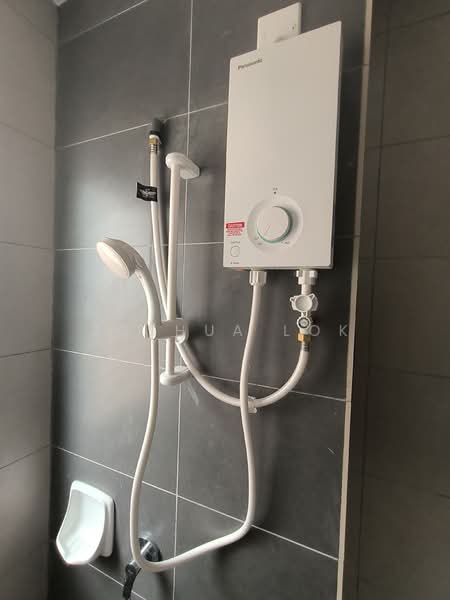 Service Residence for Sale at Yale Suites @ EduSentral - Joshua Lok - Bathroom - PropertyGuru.com.my