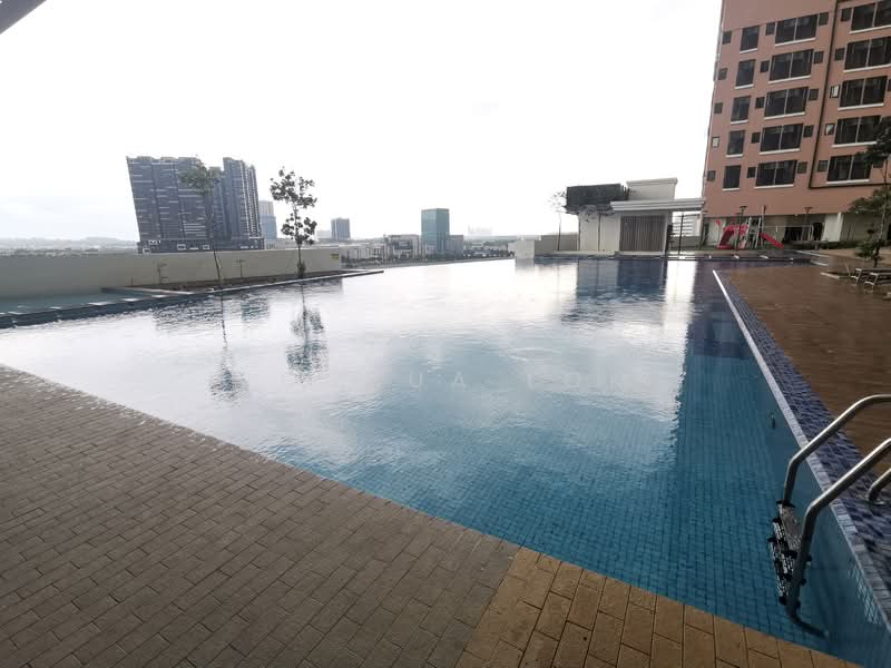 Service Residence for Sale at Yale Suites @ EduSentral - Joshua Lok - Pool - PropertyGuru.com.my