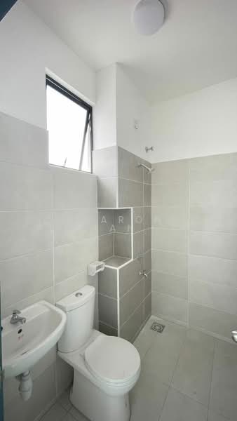 BANDAR DATO' ONN, PERJIRANAN 8 (CANNA 2) untuk Untuk Disewa - RM 2,500 /bulan, Mac 2026 - Bathroom - PropertyGuru.com.my