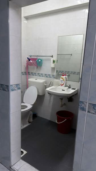 2-storey Terraced House for Sale in Taman Sri Kulai Baru (Kulai) - Robin Teo - Bathroom - PropertyGuru.com.my