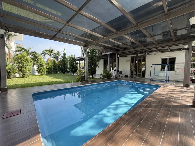 Rumah Berkembar untuk Dijual di Temasya Glenmarie (Glenmarie) - Kenny Chua - Pool - PropertyGuru.com.my