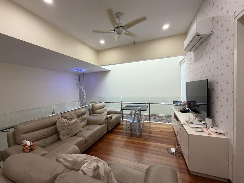 Rumah Berkembar untuk Dijual di Temasya Glenmarie (Glenmarie) - Kenny Chua - Living Room - PropertyGuru.com.my