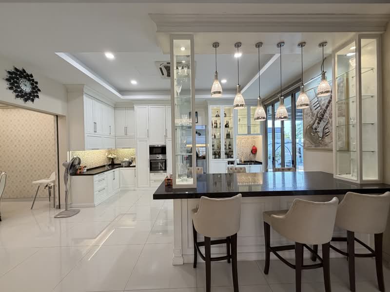 Semi-Detached House for Sale in Glenmarie (Selangor) - Kenny Chua - Kitchen - PropertyGuru.com.my