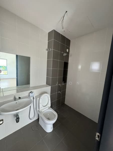 2-storey Terraced House for Sale in Bandar Bukit Raja (Klang) - Lim Jeon - PropertyGuru.com.my