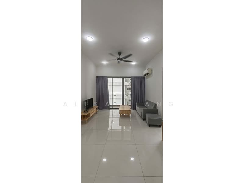Royal Strand @ Country Garden Danga Bay untuk Untuk Disewa - RM 3,000 /bulan, Apr 2026 - Living Room - PropertyGuru.com.my