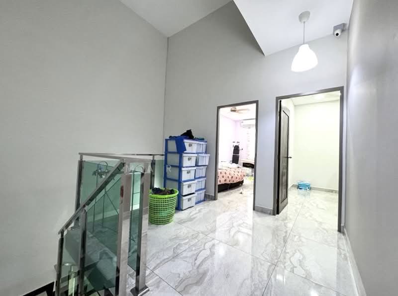 2-storey Terraced House for Sale in Taman Scientex Senai (Senai) - Mars Hoe - Bedroom - PropertyGuru.com.my