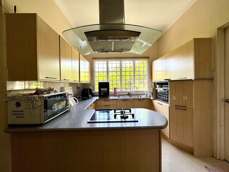 Double Storey Bungalow House Jalan Mihrab, Bukit Jelutong, Shah Alam untuk Untuk Dijual - RM 2,980,000, Mac 2026 - Kitchen - PropertyGuru.com.my