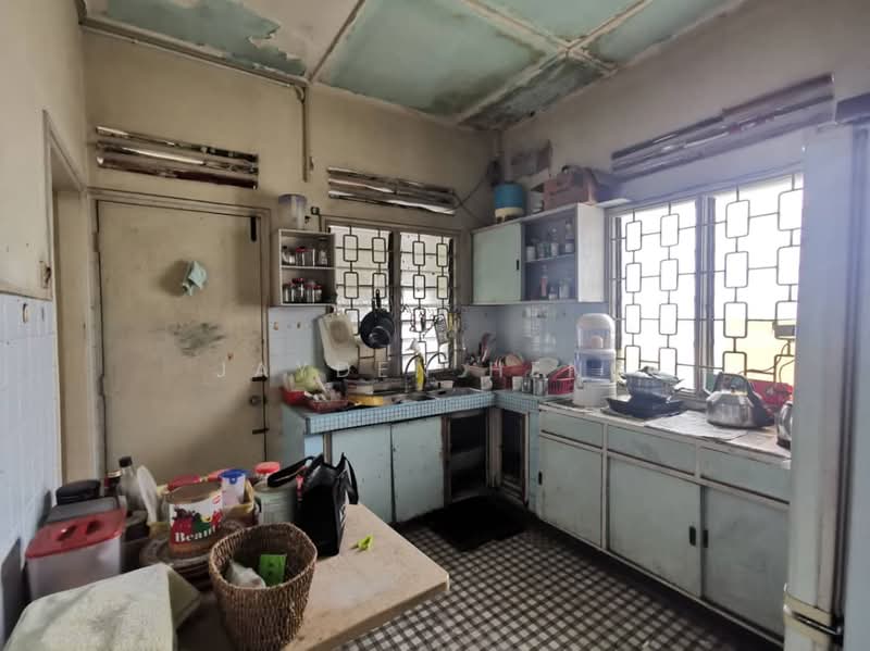 Bungalow for Sale in Seksyen 12 (Petaling Jaya) - Jayden Heng - Kitchen - PropertyGuru.com.my