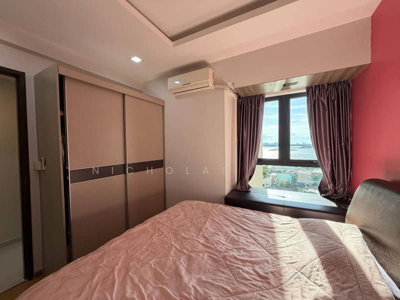 Condominium for Sale at Bay Point @ Country Garden Danga Bay - Nicholas Tey - Bedroom - PropertyGuru.com.my