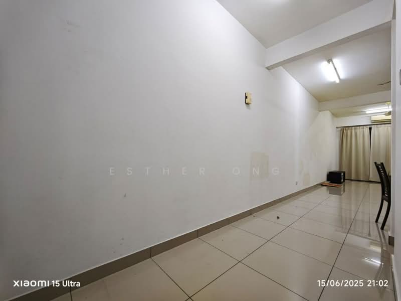 Service Residence for Sale at Utropolis Suites 1 - Esther Ong - Interior - PropertyGuru.com.my