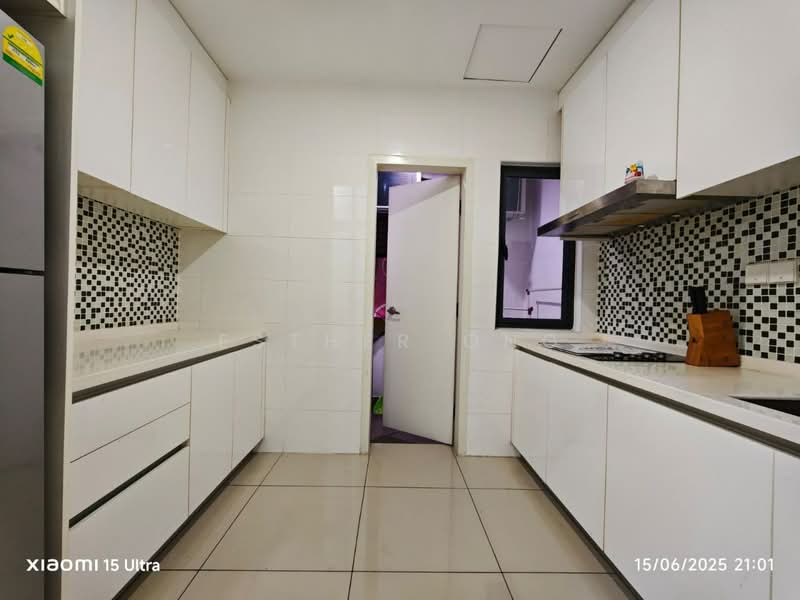 Service Residence for Sale at Utropolis Suites 1 - Esther Ong - Kitchen - PropertyGuru.com.my