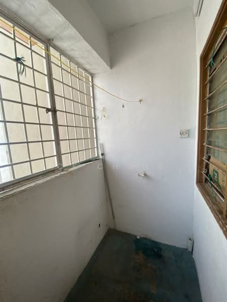 Vista Prima untuk Untuk Dijual - RM 299,000, Mac 2026 - Balcony - PropertyGuru.com.my