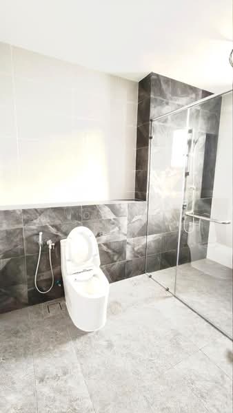 Condominium for Sale at Horizon Hills - Joseph Goh - Bathroom - PropertyGuru.com.my
