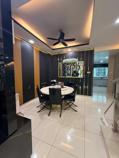 2-storey Terraced House for Sale in Taman Dato' Chellam (Ulu Tiram) - Jason Sim - Dining Room - PropertyGuru.com.my