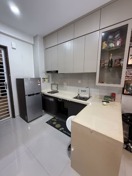 Condominium for Rent at Amberside @ Country Garden Danga Bay - Florence Hong - PropertyGuru.com.my