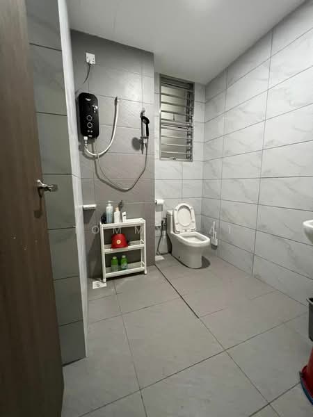 SKS Habitat untuk Untuk Disewa - RM 2,900 /bulan, Mac 2026 - Bathroom - PropertyGuru.com.my