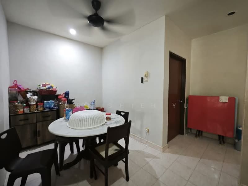 Taman Nusa Indah untuk Untuk Dijual - RM 668,000, Mac 2026 - Dining Room - PropertyGuru.com.my