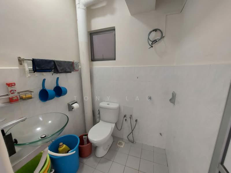 Apartment for Sale at Teratai Mewah Condominium - Tony Lau - Bathroom - PropertyGuru.com.my