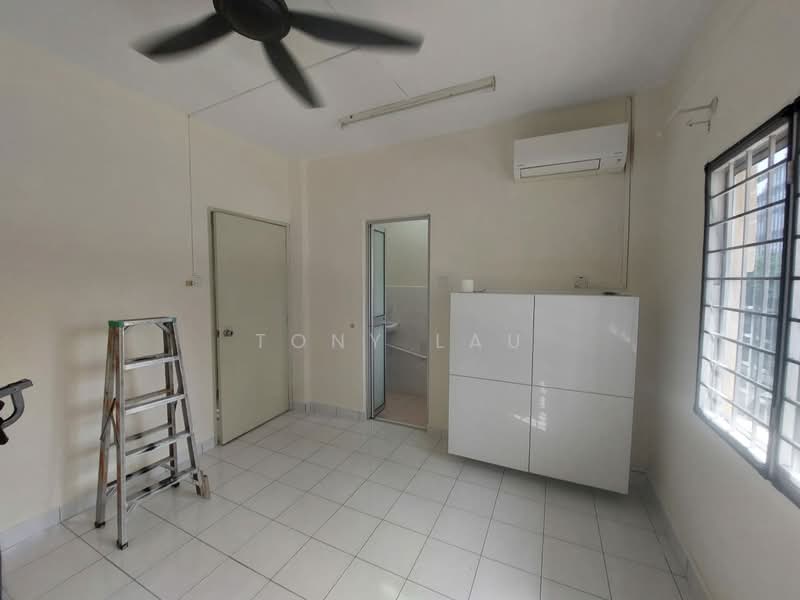 Apartment for Sale at Teratai Mewah Condominium - Tony Lau - Interior - PropertyGuru.com.my