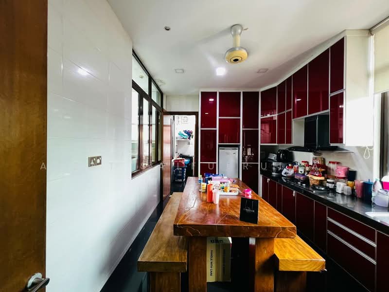 Bungalow for Rent in Bukit Tunku (Kenny Hills) (Kuala Lumpur) - Aizat Saifulrullah - Kitchen - PropertyGuru.com.my