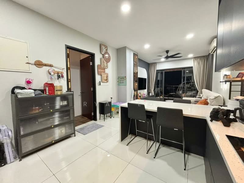 Condominium for Rent at Amberside @ Country Garden Danga Bay - Ryan Eo - Living Room - PropertyGuru.com.my