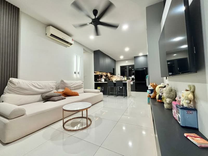 Condominium for Rent at Amberside @ Country Garden Danga Bay - Ryan Eo - Living Room - PropertyGuru.com.my