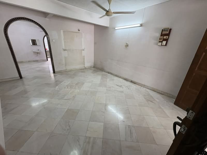 Gunung Rapat Double Storey Terrace House Fully Extended For Sale untuk Untuk Dijual - RM 220,000, Mac 2026 - Interior - PropertyGuru.com.my