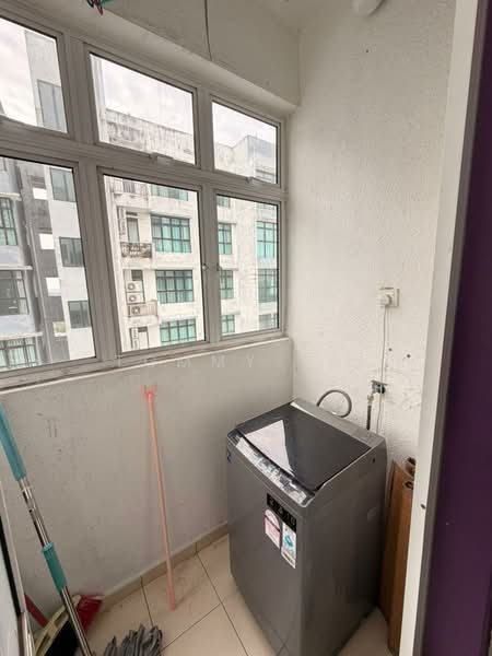 The Garden Residences untuk Untuk Disewa - RM 2,400 /bulan, Mac 2026 - Balcony - PropertyGuru.com.my