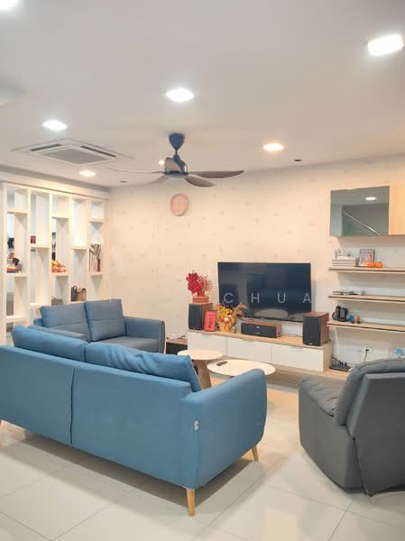 3-storey Terraced House for Sale in Sungai Buloh (Selangor) - Steve Chua - Living Room - PropertyGuru.com.my