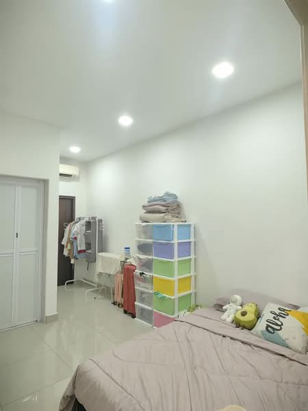 3-storey Terraced House for Sale in Sungai Buloh (Selangor) - Steve Chua - Bedroom - PropertyGuru.com.my