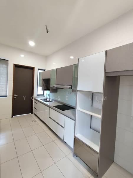 Eco Sanctuary untuk Untuk Disewa - RM 4,200 /bulan, Mac 2026 - Kitchen - PropertyGuru.com.my