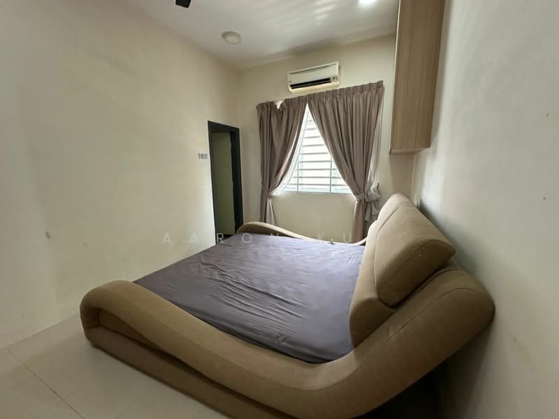 Semi-Detached House for Rent in Bandar Mahkota Cheras (Cheras) - Aaron Kua - Bedroom - PropertyGuru.com.my